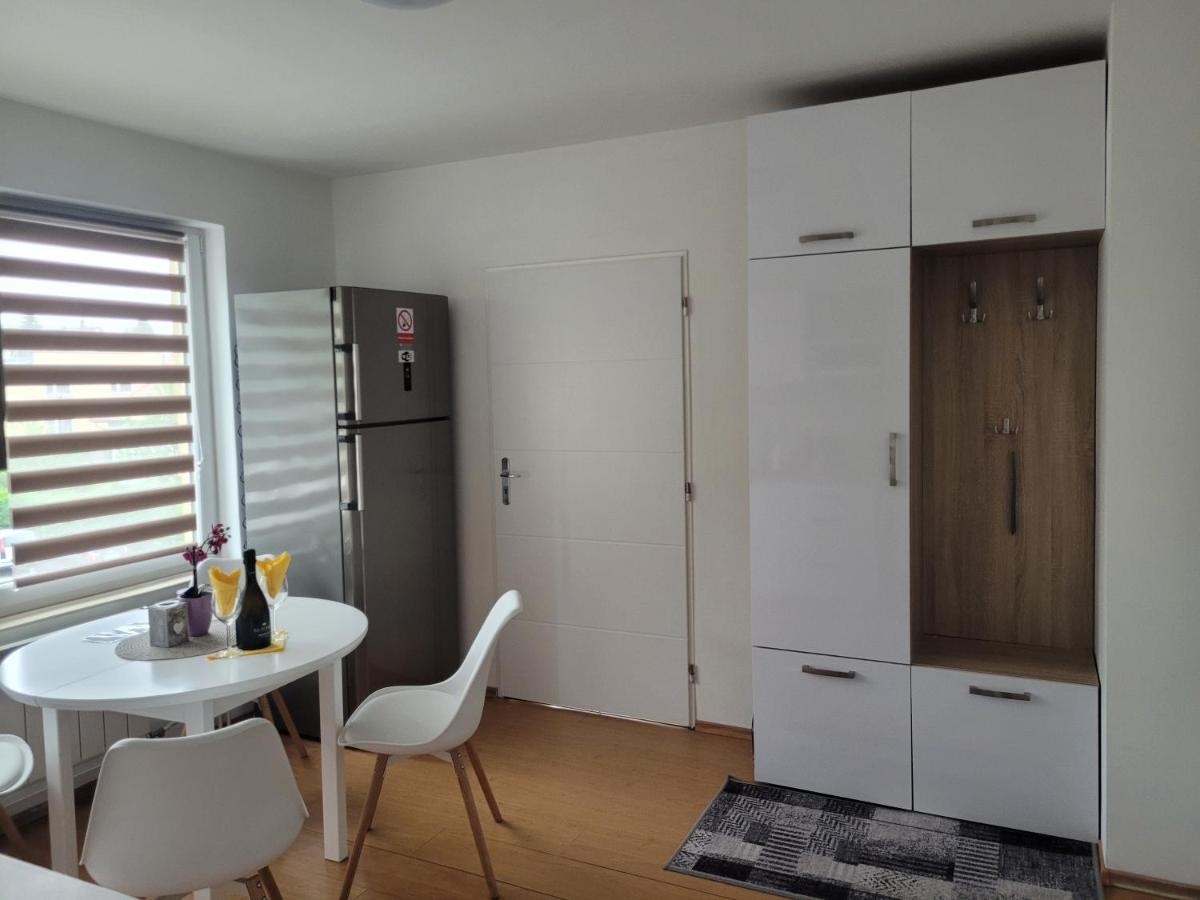 Apartman Centrum V Sukromi Restauracia U Jakuba Martin Exterior photo